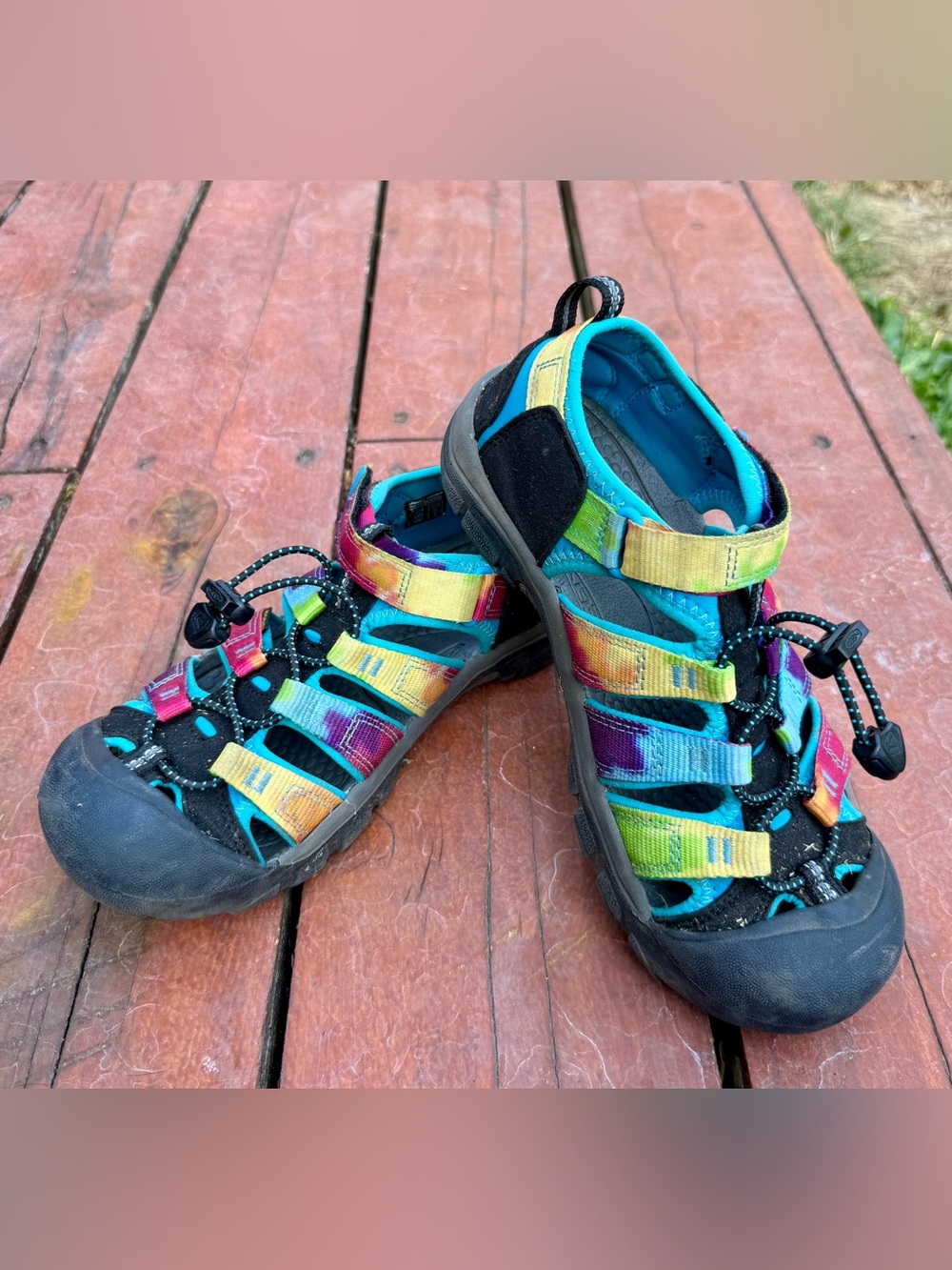 Keen Newport H2 Rainbow Tie dye sandals shoes size 5 / 37 EU
